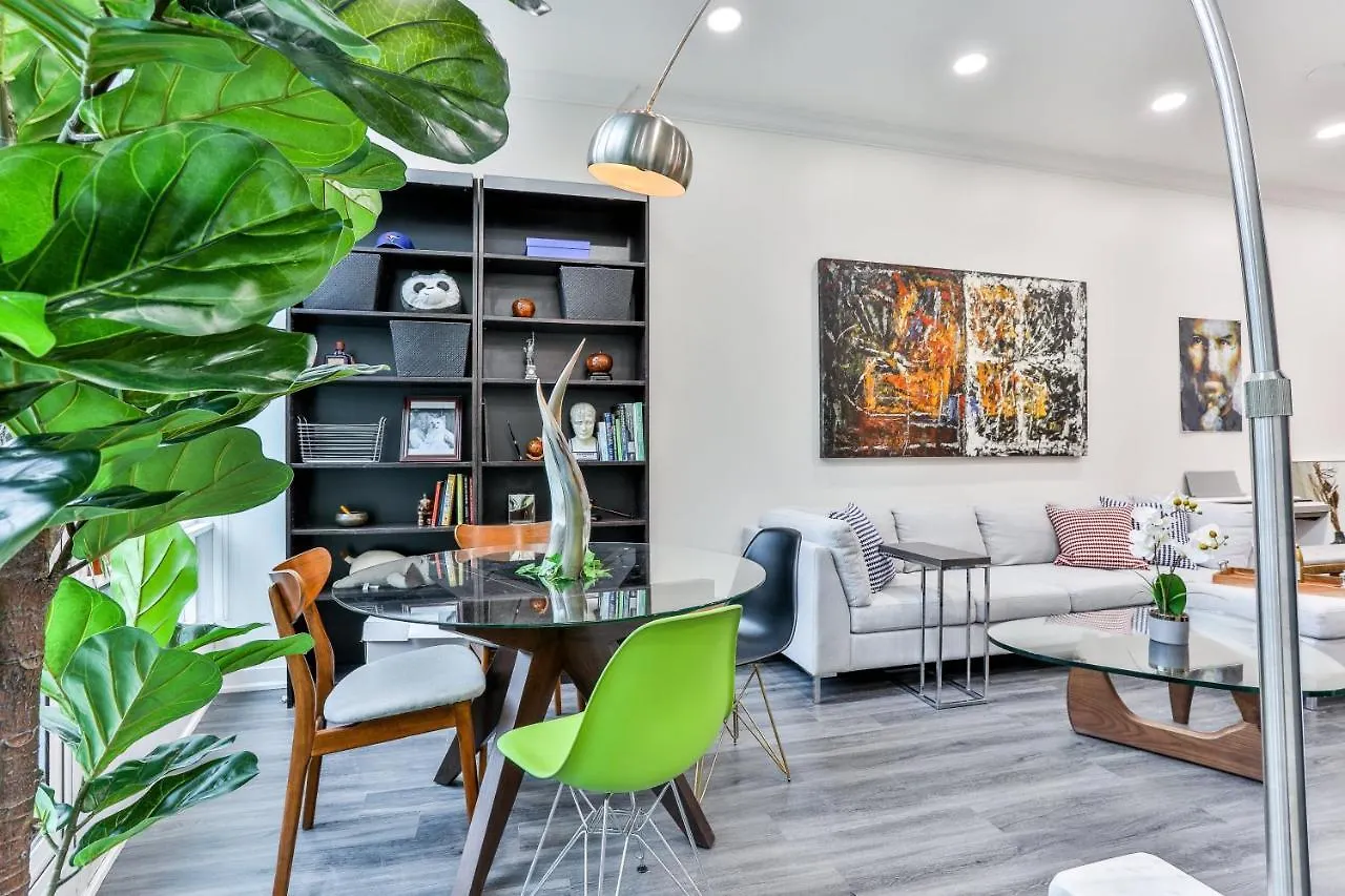 Luxury Treelife Suite Toronto
