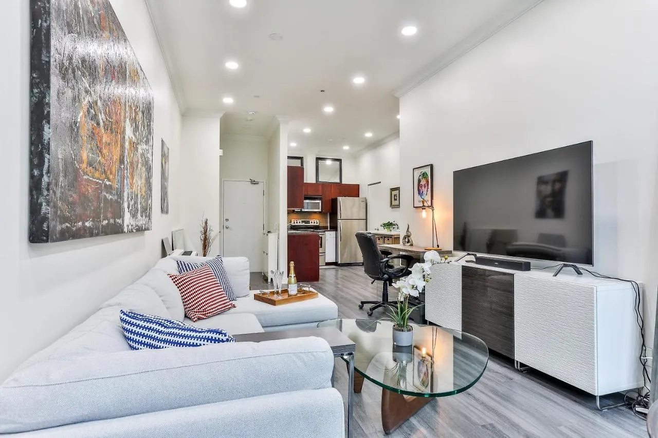 Luxury Treelife Suite Toronto Lejlighed