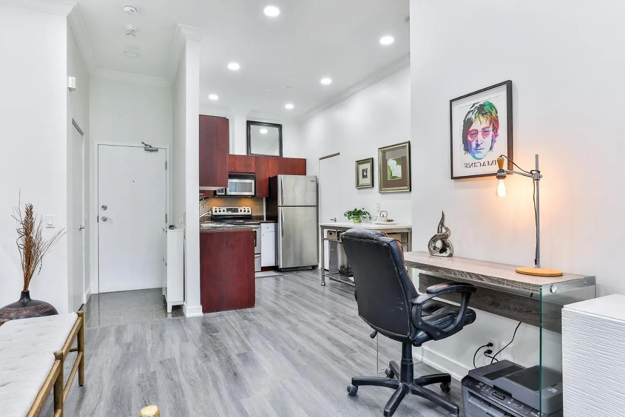 Luxury Treelife Suite Toronto 0*,